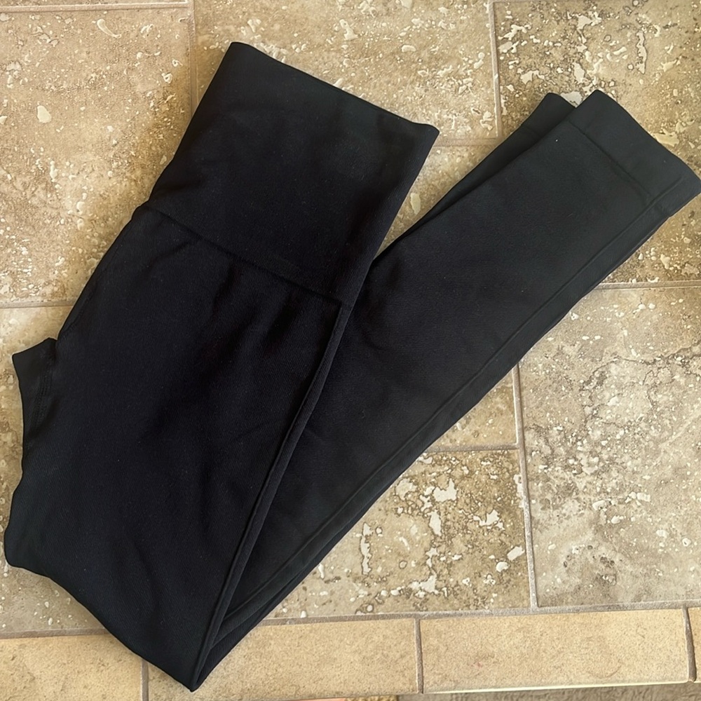 Spanx ribbed leggings